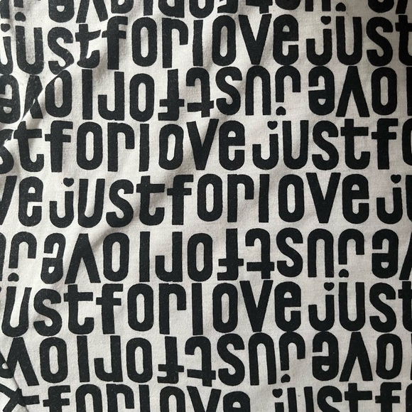 Printing Style Love Tee - Picture 4 of 5